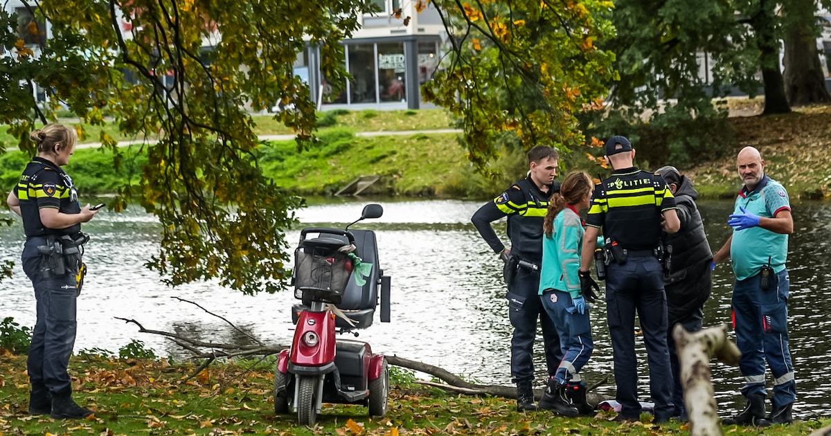 Man in scootmobiel raakt te water nadat remmen weigeren