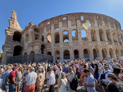 Man (22) overleden na val bij werkzaamheden aan lichtinstallatie in Colosseum, toeristische trekpleister hele dag dicht