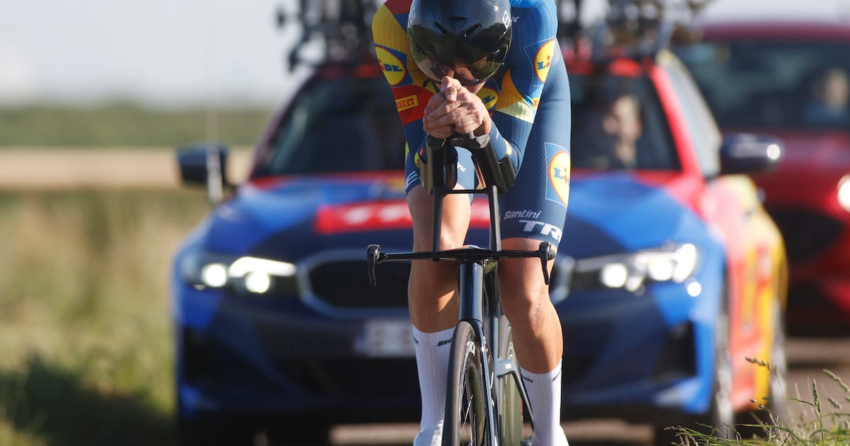 Wielrenners racen door het buitengebied van Laren: dit is het parcours van het NK tijdrijden