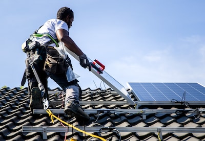 Acht bedrijven in de regio failliet, waaronder twee installateurs van zonnepanelen (en dat is beslist geen toeval)