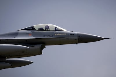Historische treffer voor Oekraïne: F-16 schiet voor het eerst Russische straaljager uit de lucht