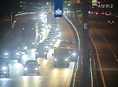 File van bijna een uur op de A12