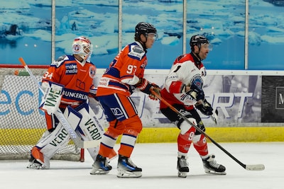 ‘Nu is duidelijk wie favoriet is voor de titel’, aldus coach Devils na titanengevecht