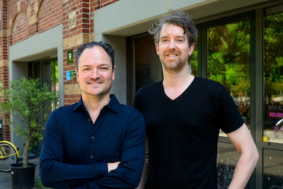 Van der Laan en Woe schrappen shows tot april door buikinfectie