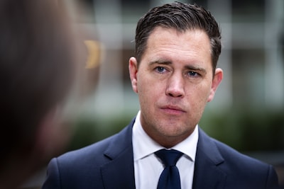 Minister Heinen wil box 3-wet nog voor de zomer aanpassen: ‘Zorgen bij mensen thuis zijn niet goed’