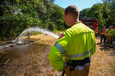Jongens spelen met vuurwerk en veroorzaakt natuurbrandje in Oss