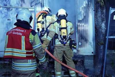 Explosie en brand verwoesten supermarkt in Ahaus, zeven gewonden