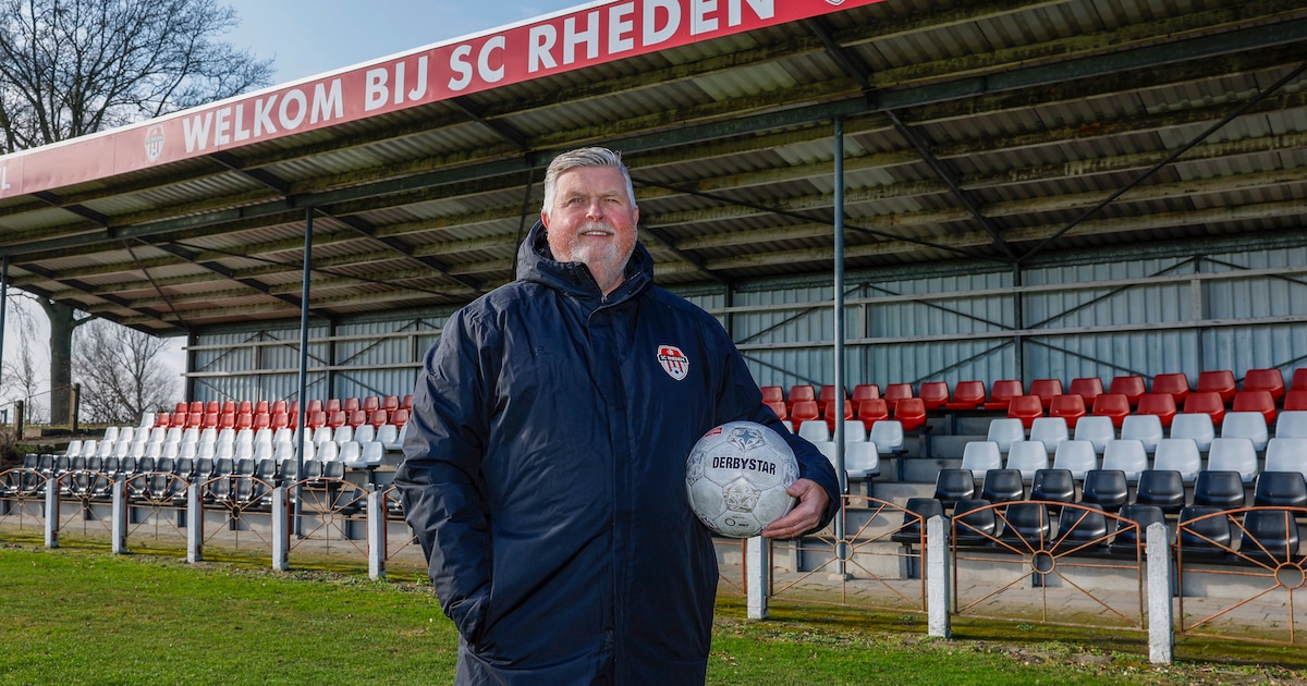 Trainerscarrousel | Dubbelfunctie voor oud-trainer John Farkas • Titaley wordt trainer van vrouwen A
