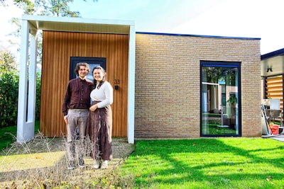 Hesli en Lidewij wonen noodgedwongen met twee kinderen in vakantiehuisje, ‘appartement is onvindbaar’