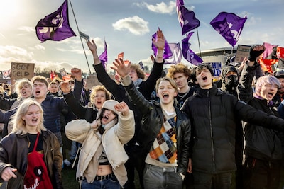 Oud-studenten verdwijnen in buitenland en betalen studieschuld niet terug: staat loopt 170 miljoen mis