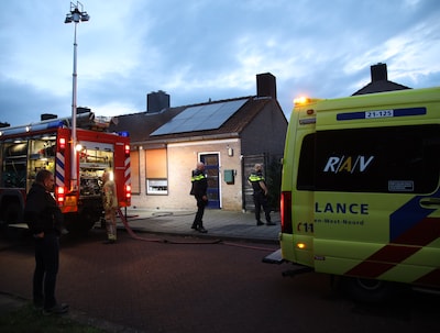 Brandweer redt kat bij woningbrand in Gennep