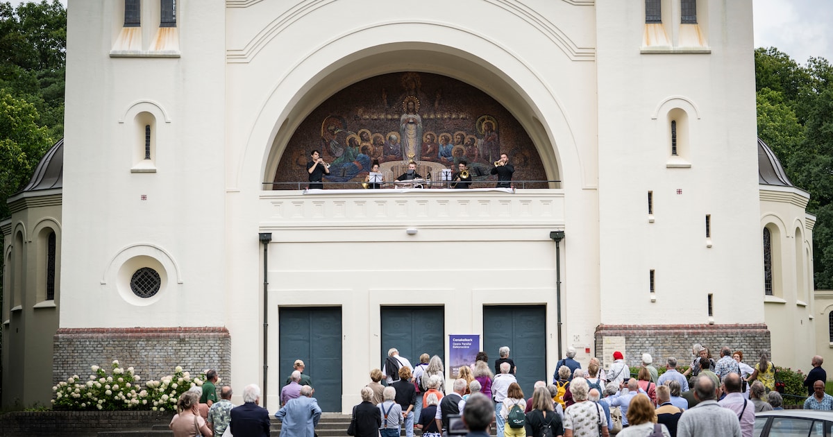 Gregoriaanse vespers klinken in Cenakelkerk bij Nijmegen | Regio | De ...