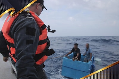 Vermiste vissers na vijf dagen teruggevonden in drijvende koelbox op 240 kilometer van Mexicaanse kust