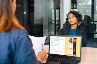 Openstaande vacature kost duizenden euro's, bijna helft van werkgevers wil langere opzegtermijn