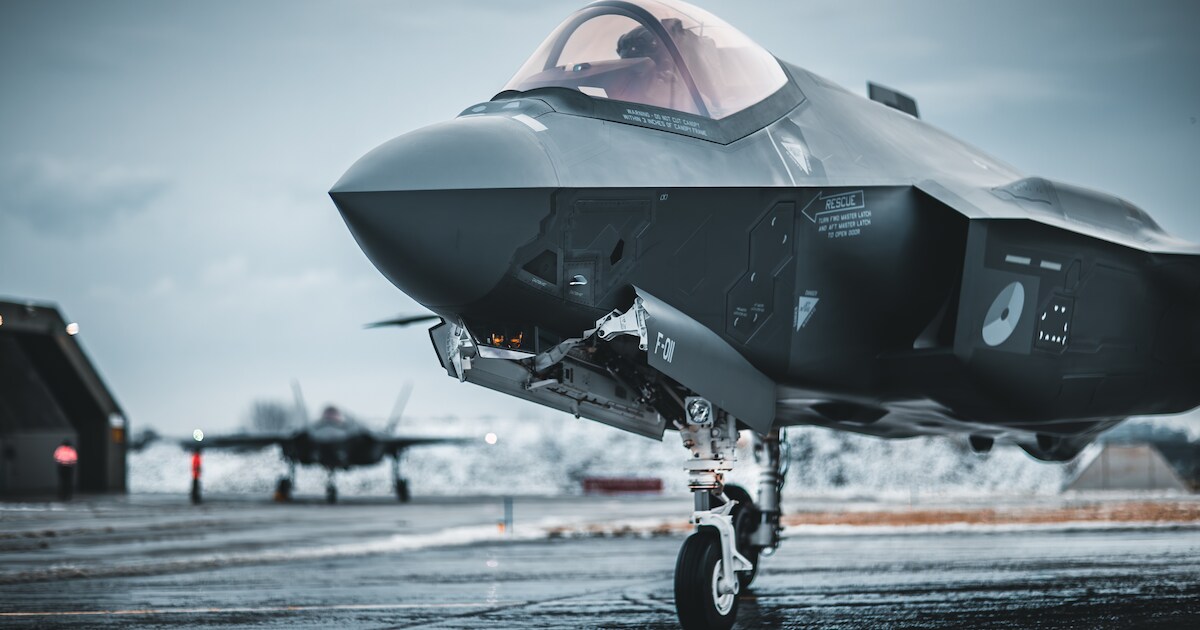 Al twee weken is er geen enkele F-35 ’s avonds van vliegbasis Volkel opgestegen: dit is de reden