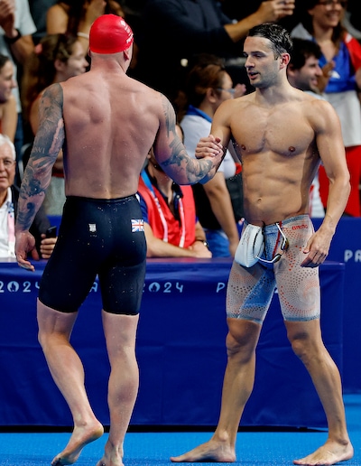 Zwemkampioen Adam Peaty verandert zijn naam op Instagram na huwelijk met Holly, de dochter van Gordon Ramsay.