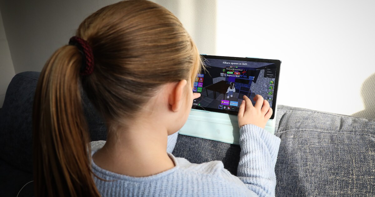 Digiplay leert kinderen hologrammen maken bij De Zoomerij | Regio | De ...