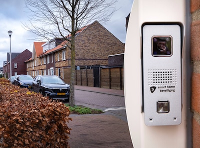 Burenruzie om deurbelcamera beslecht in voordeel klagende buurman: bel schendt zijn privacy en moet weg