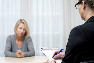 Verzuim door stressklachten ligt bij vrouwen twee keer zo hoog als bij mannen