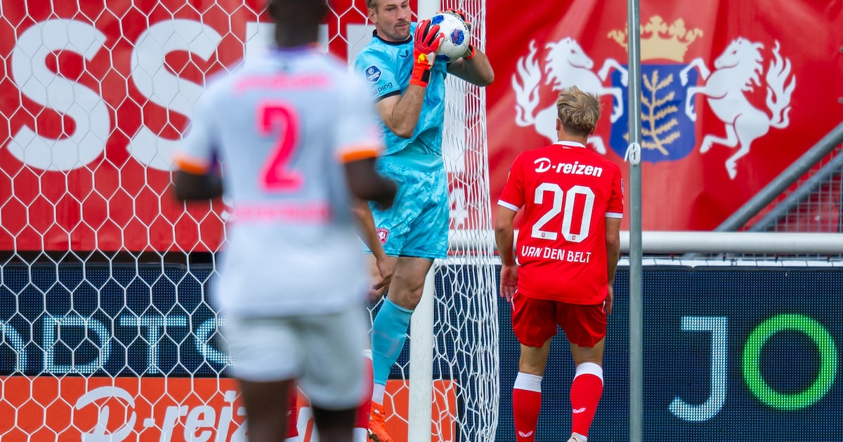 FC Twente zonder geblesseerde doelman Unnerstall • Vraagteken achter meespelen Thorvaldsen