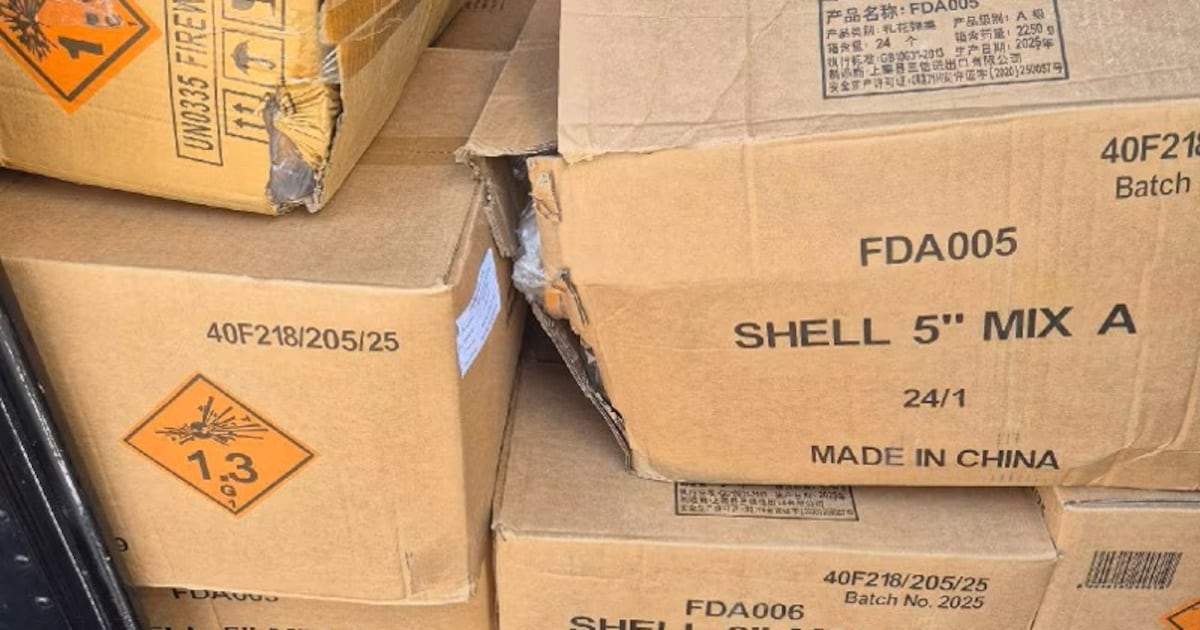 Politie haalt in Heijen, Arnhem en Ulft enorme lading illegaal vuurwerk van de weg