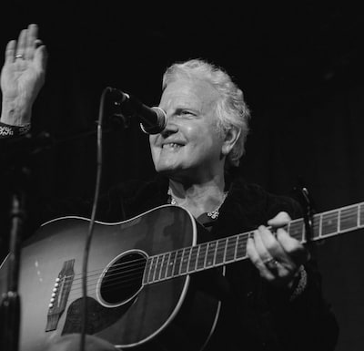 Billy Steinberg, schrijver van grote hits als Like a virgin van Madonna, overleden