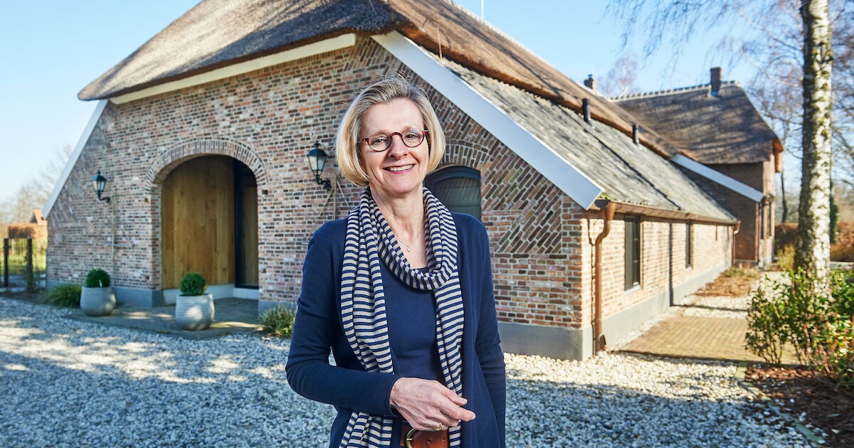 Zo maakte Anna van oude T-boerderij een droomhoeve (waar je nog altijd in een bedstee kunt slapen)
