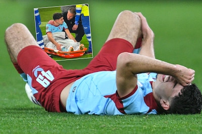 Robin van Persie vreest voor zware blessure van zoon Shaqueel: ‘Ik vind het voor hem verschrikkelijk, dat hij dit nu meemaakt’