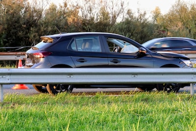 Ongeval tussen twee personen auto's op A15 bij Ochten
