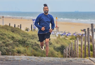 Xavier (44) dacht dat hij gewoon moe was, tot de artsen zijn leven redden met vijf bypasses