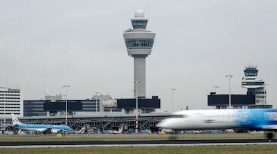 Schiphol mag twee jaar doorwerken zonder natuurvergunning na besluit ministerraad