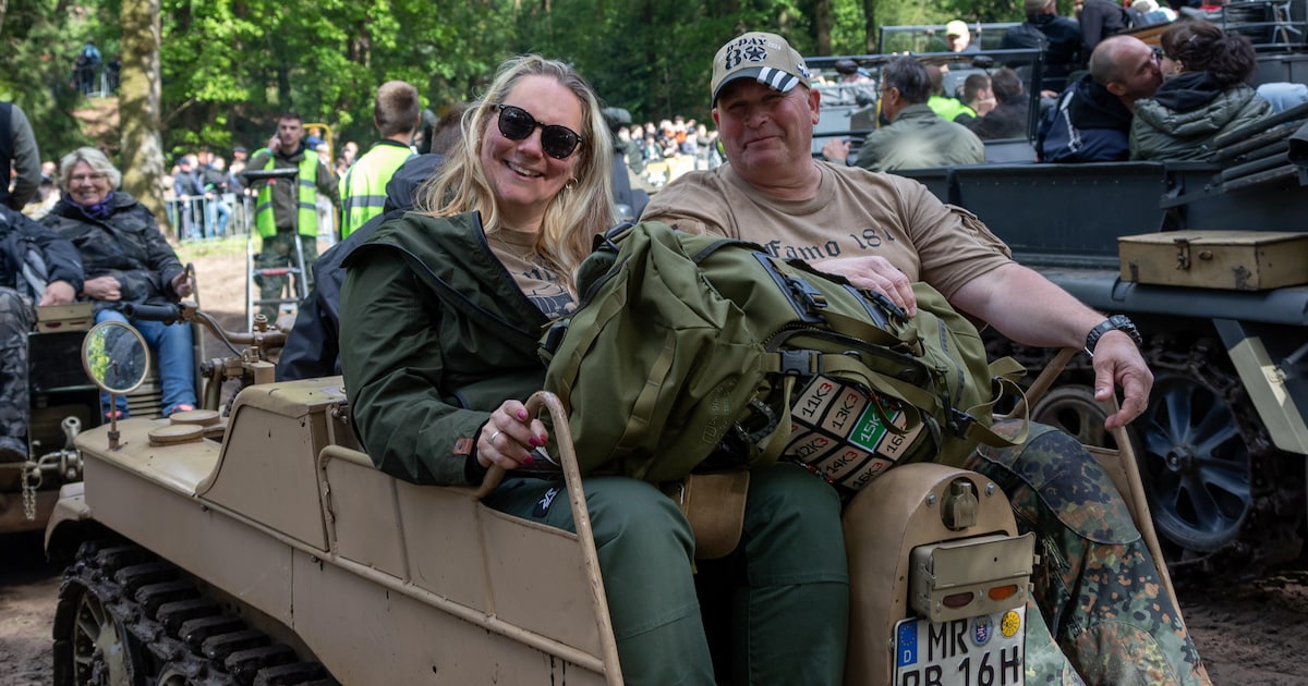 Veel bekijks bij Militracks Overloon en jaarlijks heuvelweekend De Pedaleurs