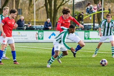 LIVE | Spanning stijgt op de velden, volg hier de slotfase!