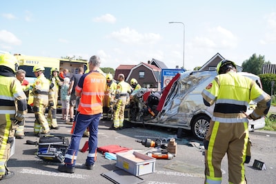 Man (42) zonder rijbewijs crashte op vrouw voor hem en belandde zelf op IC: 'Wil nog bij haar langs gaan'