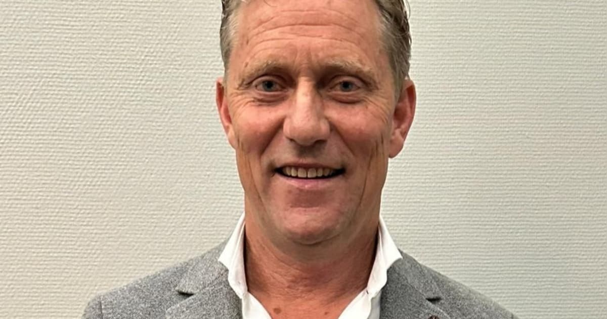 Mathijs Kuijken neemt afscheid als wethouder in Bergeijk, krijgt onderscheiding voor jarenlange inze