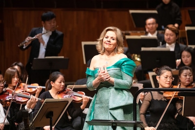 Nieuwe tik voor Kennedy Center: ook sopraan en Grammy-winnares Renée Fleming zegt optredens af