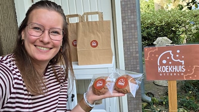 Marije heeft een koekhuisje in haar voortuin: ‘Op de eerste dag verkocht ik 120 koeken’