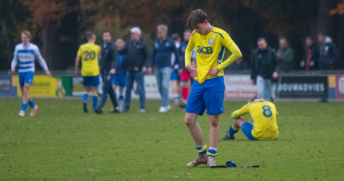 Donderwinkel ging van de eredivisie naar de kelderklasse: ‘Dat was werk, dit is een hobby’