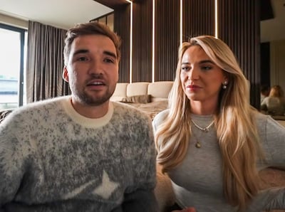 Vlogstel Gio en Lynn kocht vorig jaar droomvilla, nu zetten ze deze weer te koop: ‘Ondervind je pas als je er zit’