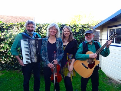 Folkband Unicorn brengt Ierse klanken naar Duiven