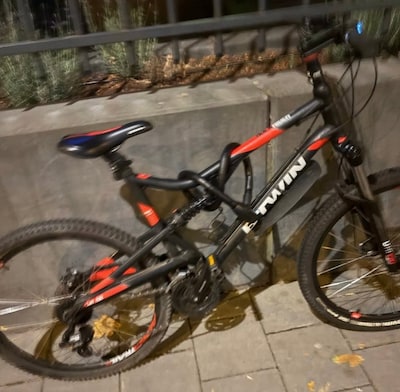 Bestolen mountainbiker haalt zijn fiets zelf op na Marktplaats-afspraak, verkoper aangehouden