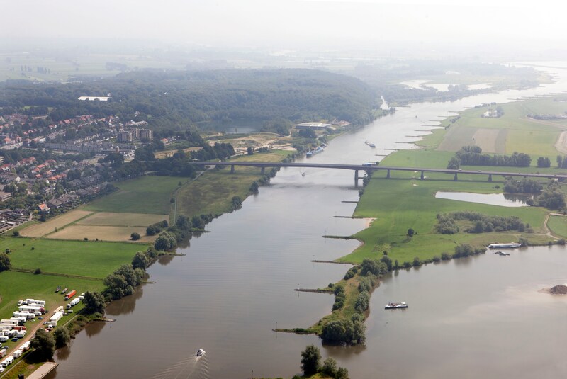 De Rijnbrug bij Rhenen.