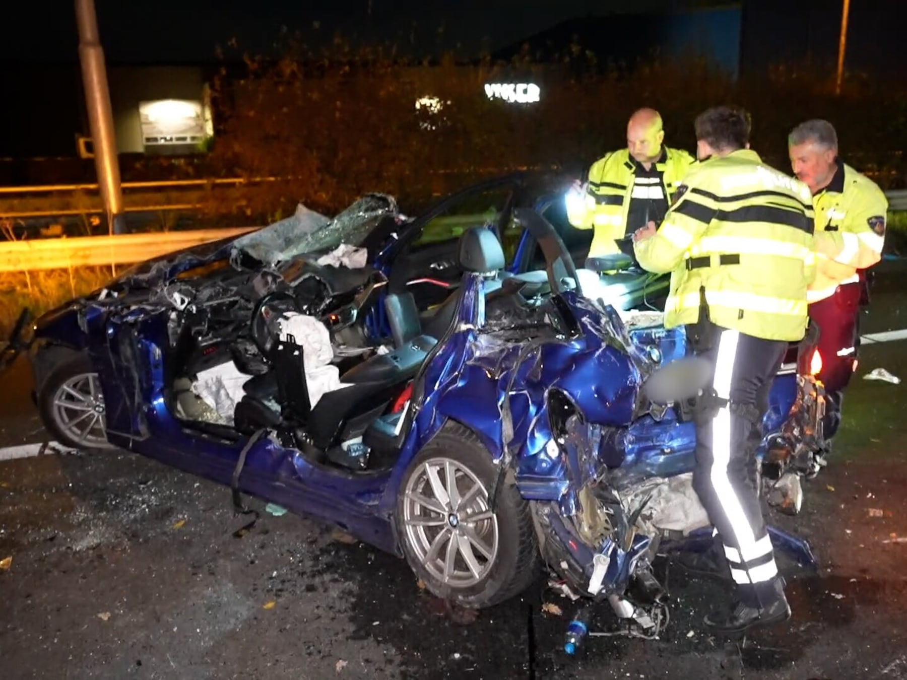 Bestuurder ernstig gewond bij ongeluk op A12 bij Babberich