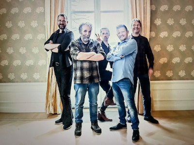 Tobermore speelt folk in Tuin de Lage Oorsprong in Oosterbeek