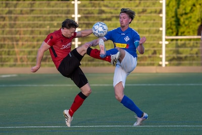Een aanvoerder die van het grote RKHVV naar het kleinere Angeren verkast: ‘Waarom? Ik voetbal het li