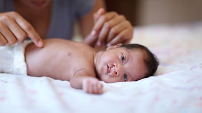 Emma en Lieke rennen 270 kilometer door snikhete Sahara: waarom worden acties voor onderzoek steeds 