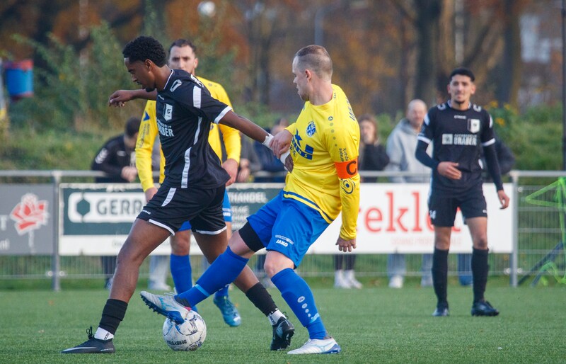 Bryan (31) ontpopt zich bij Blauw Geel’55 tot de volgende in het rijtje ...