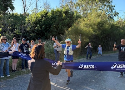 51 marathons in 56 dagen: David rent van Leiden naar Rome voor het Ronald McDonald Huis