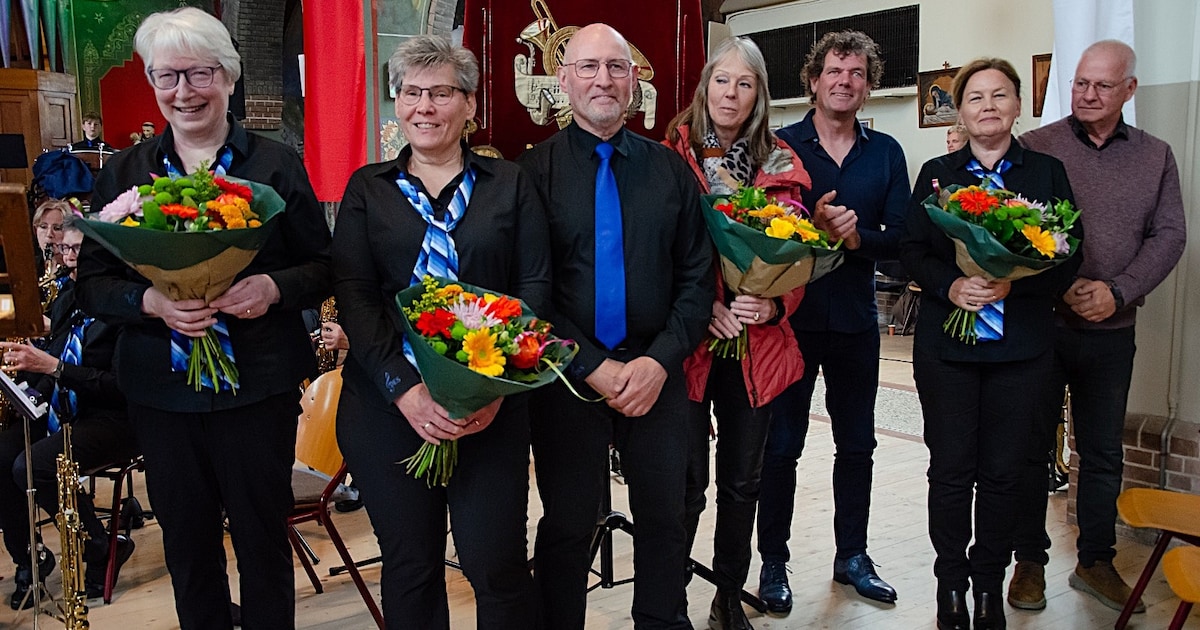 Wim Vlijm benoemd tot Lid in de Orde van Oranje-Nassau en muzikanten D.E.S. vieren jubileum