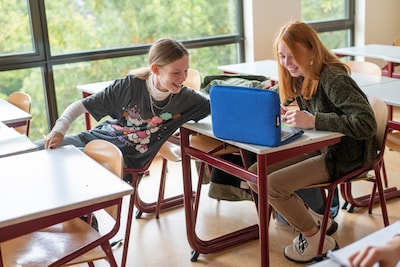 Vergeet 'bruh', uitdrukking '67' is het kinderwoord van het jaar